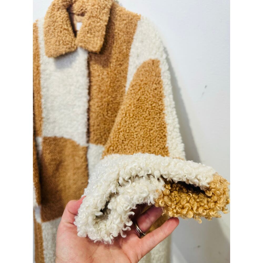 STAND STUDIO Brown White Checkered Pattern Faux Fur Oversized Nikki Coat Size 44 - Picture 16 of 16